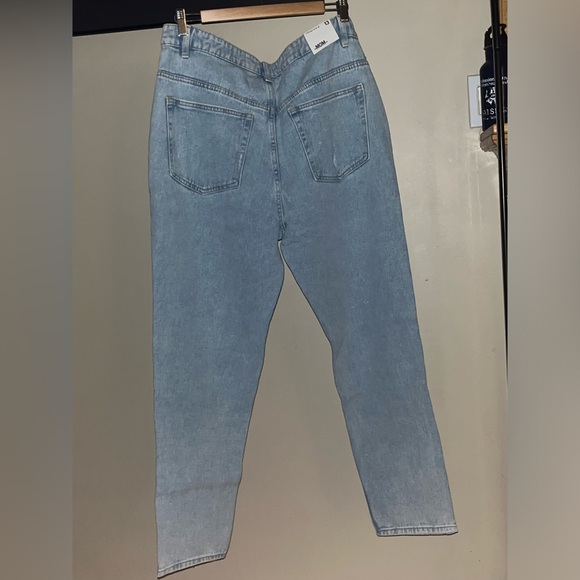 REFUGE DENIM 100% Cotton, Size 13, Distressed, Light Wash, Vintage Mom Jean. - Picture 2 of 5